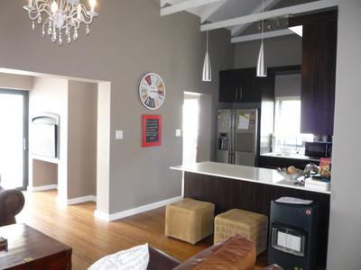 Cluster House For Sale in Durbanville, Durbanville