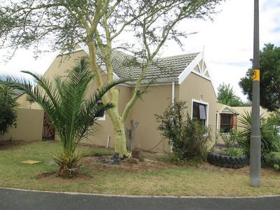 Cluster House For Sale in Durmonte, Durbanville