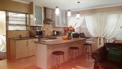 Cluster House For Sale in Vredekloof, Brackenfell