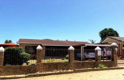 House For Sale in Vredekloof, Brackenfell