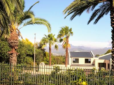 Townhouse For Rent in Eversdal, Durbanville